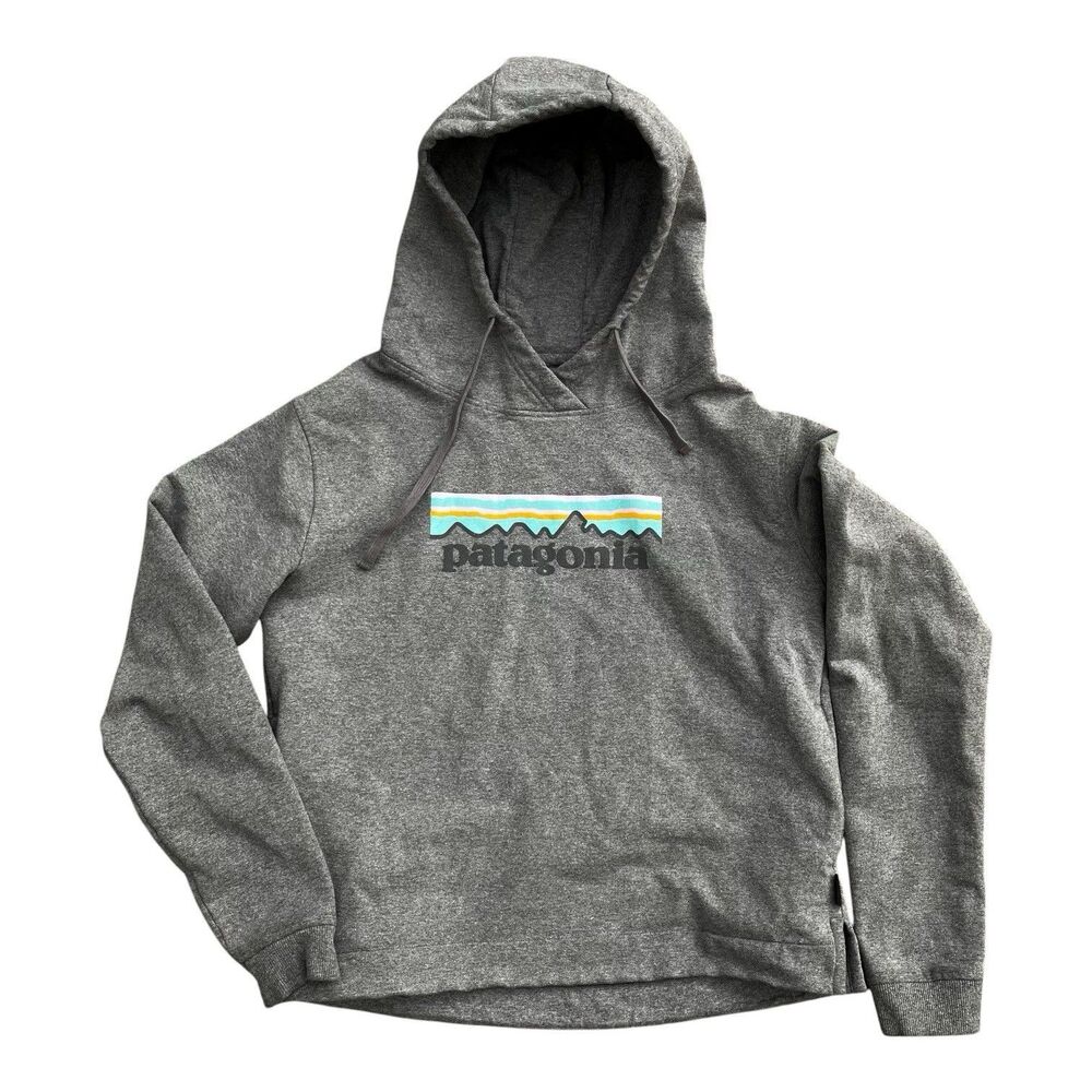 Patagonia Womens Pastel P-6 Logo Uprisal Hoody Gray Size M Outdoor Layer Camping